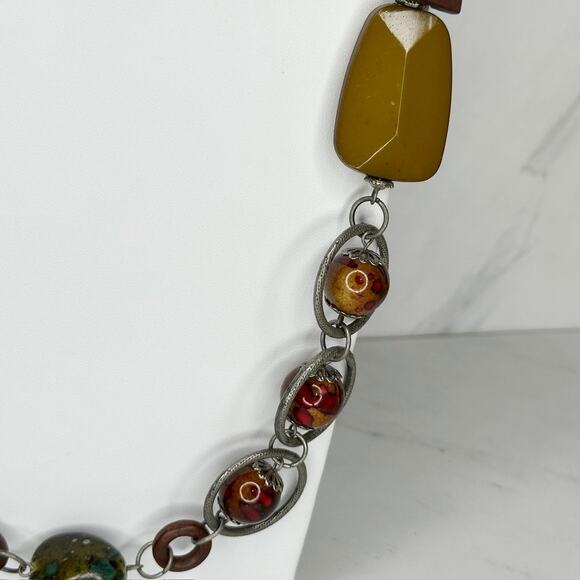 Chico's Chunky Red Green Mixed Media Statement Necklace Silver Tone ✨ - Picture 8 of 11